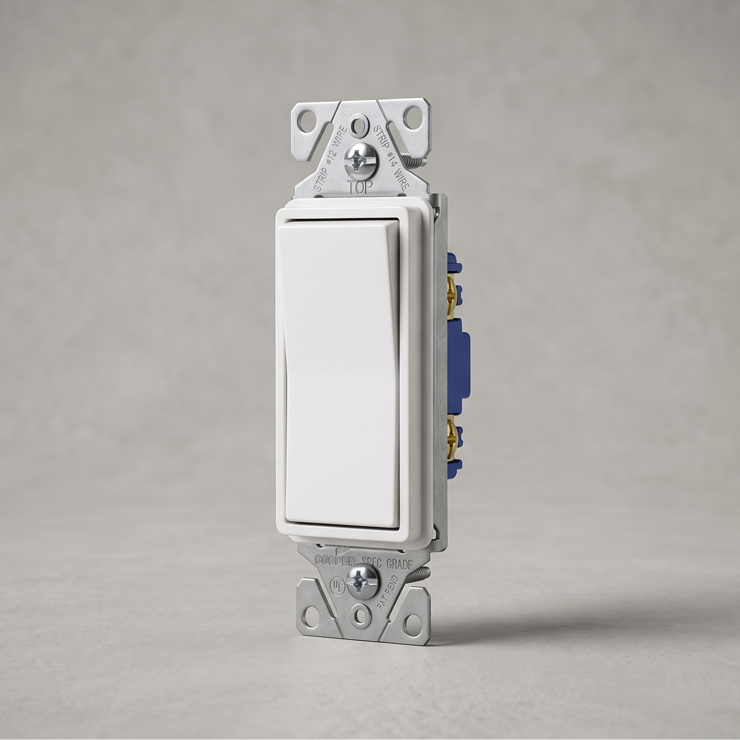Eaton 15A Single-Pole Decora Rocker Switch — Self-Grounding, White (10-Pack)