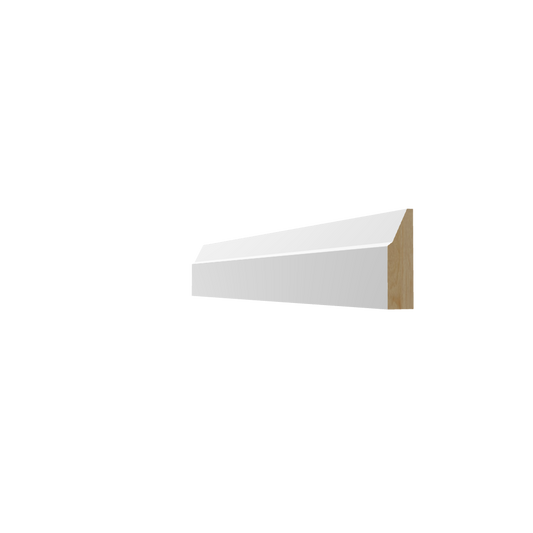White Primed Variant: A precise 3D architectural rendering of a white-primed step bevel moulding, showcasing its sharp geometric profile and an exposed natural pine wood end-grain, set against a minimalist taupe background.